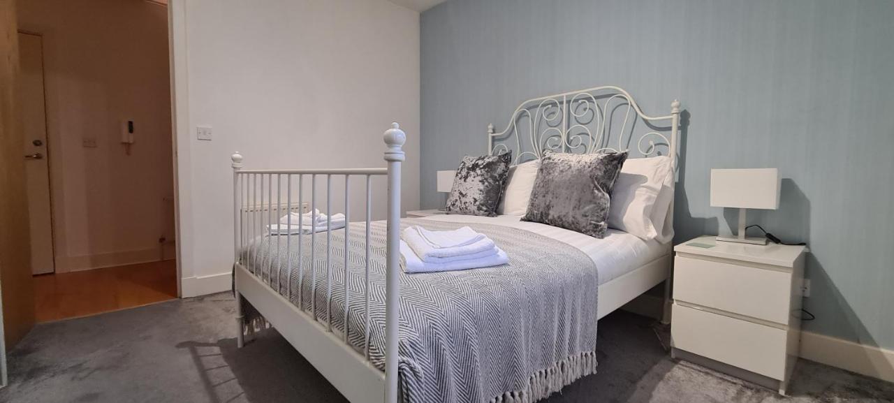 Pass The Keys Spacious 3Beds Flat Near City Centre - Free Parking Edinburgh Eksteriør billede