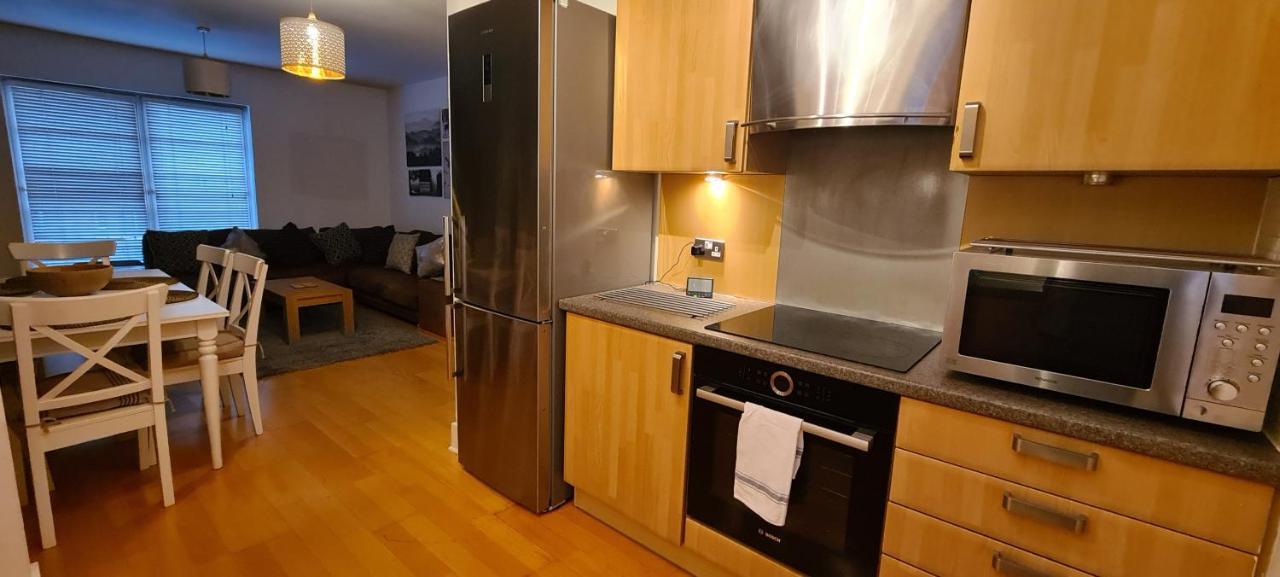 Pass The Keys Spacious 3Beds Flat Near City Centre - Free Parking Edinburgh Eksteriør billede