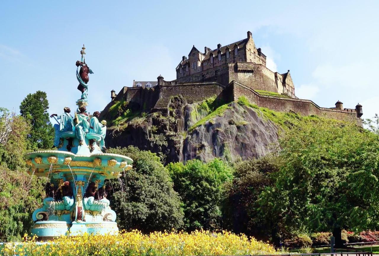 Pass The Keys Spacious 3Beds Flat Near City Centre - Free Parking Edinburgh Eksteriør billede
